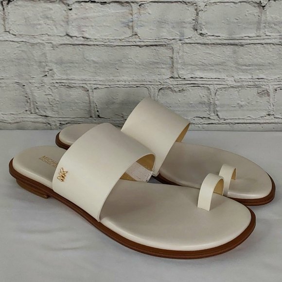 MICHAEL KORS 'AUGUST' LEATHER TOE-RING SLIP-ON SLIDE SANDALS IVORY TUSK 9 - Picture 2 of 16